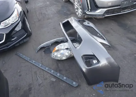 2013 Toyota Corolla Le z USA, uszkodzony, nr VIN 5YFBU4EE3DP103305